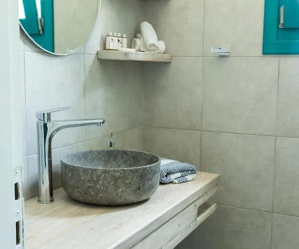 Ancient Meropia, * Apollonia