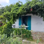 Ancient Meropia, Vakantiehuis Apollonia