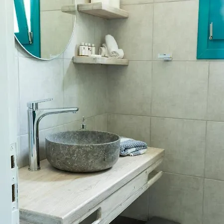 Ancient Meropia, * Apollonia