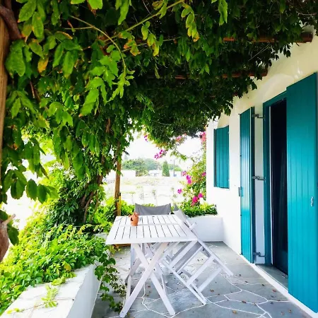 Ancient Meropia, Vakantiehuis *