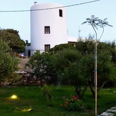 Ancient Meropia, * Apollonia (Sifnos)