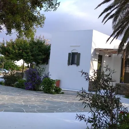 Ancient Meropia, Vakantiehuis *